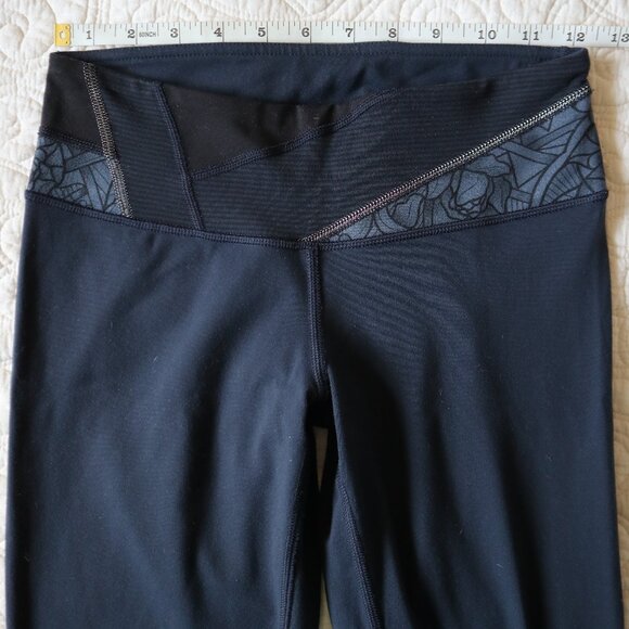 Navy Lululemon Leggings - Picture 4 of 6